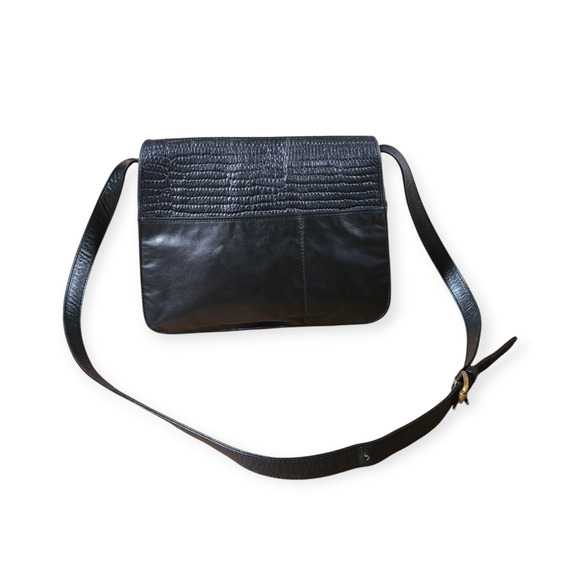 Fendi Black Vintage Leather Crossbody Shoulder Bag Embossed Flap Authentic - Picture 2 of 12